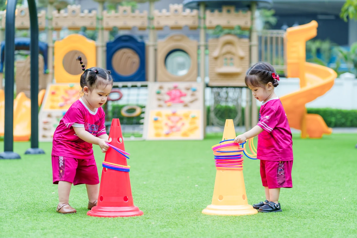 Chuẩn đầu ra có phải là “chiếc khuôn” cho mọi đứa trẻ?